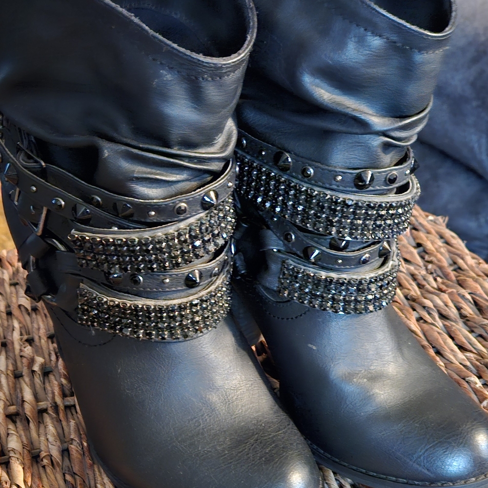 Black Studded Women's Boots
